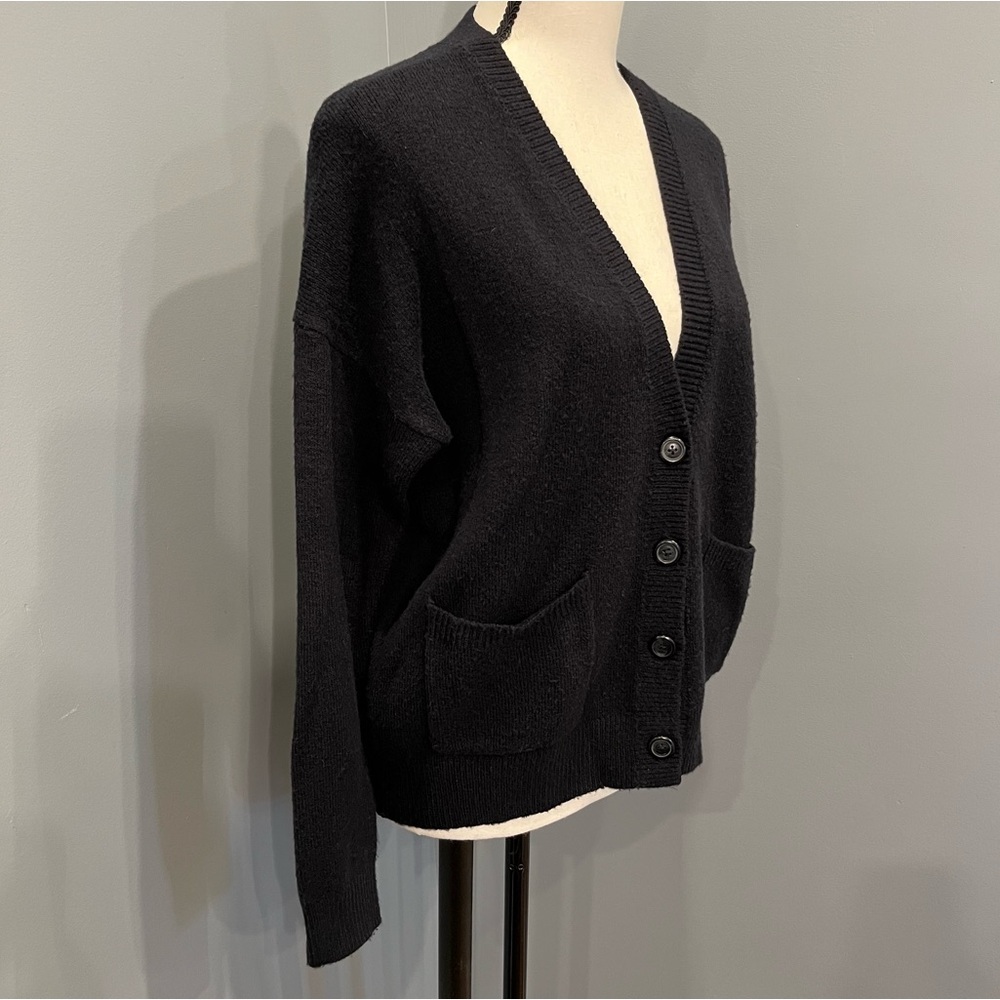 Madewell Button Front Cardigan - Picture 2 of 4